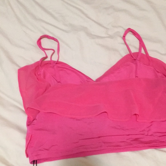 Pink crop - Picture 3 of 3